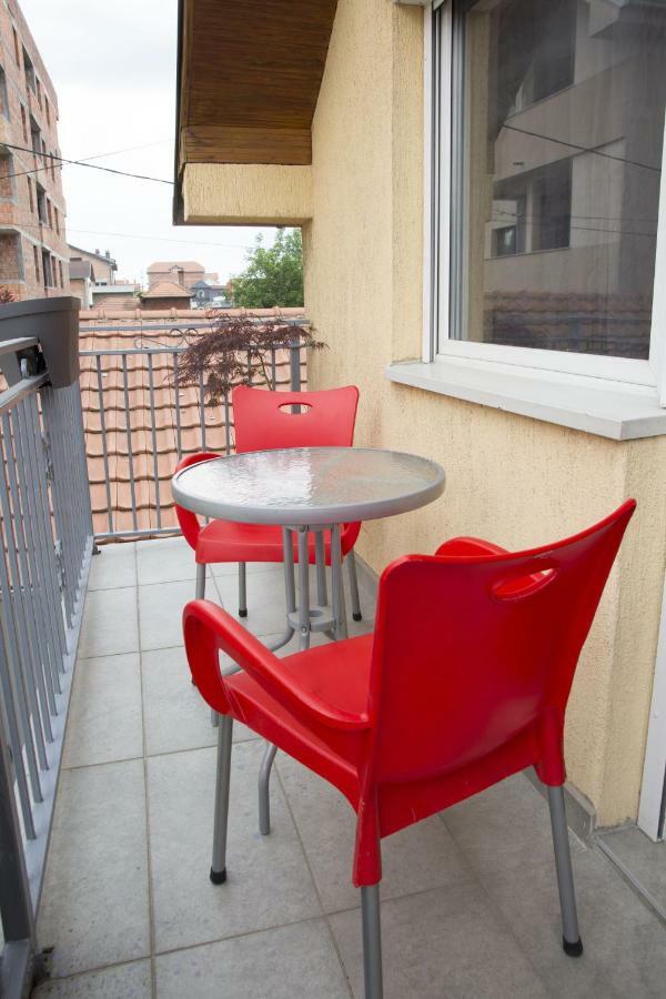 Apartamento Dolce Casa Belgrado Exterior foto